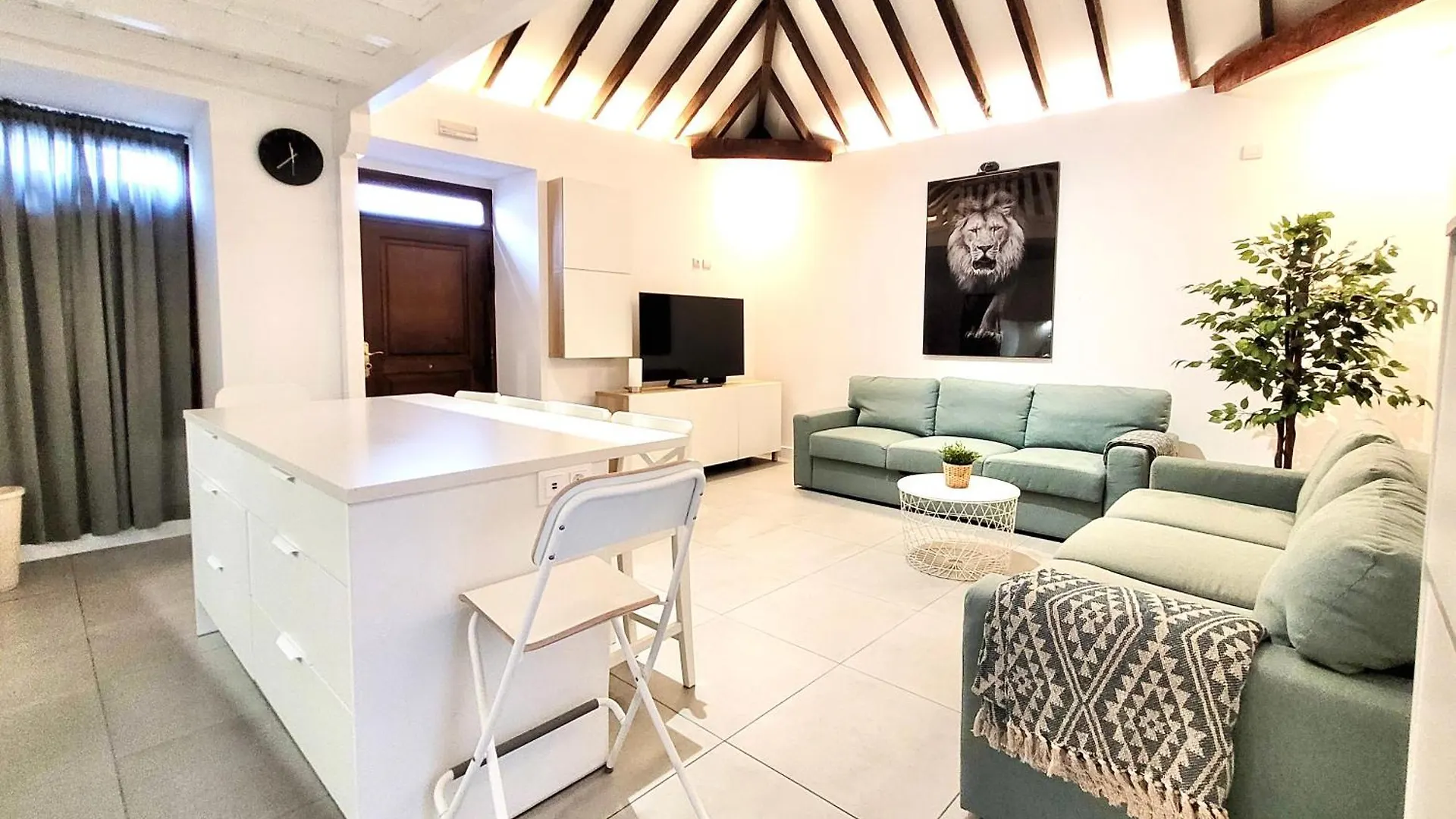 Casa Verde 拉克鲁斯 0*,  西班牙